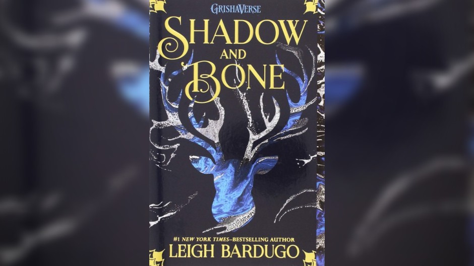 Shadow and Bone by Leigh Bardugo | Book Review by Ended Up Reading